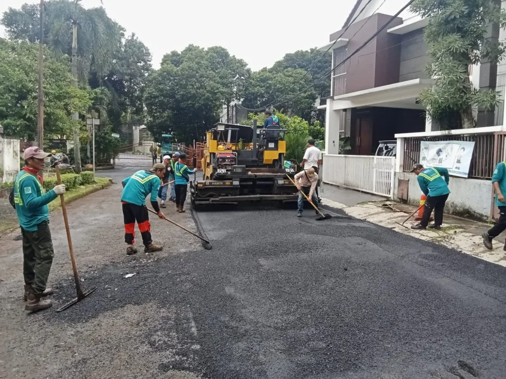 Jasa Pengaspalan Hotmix Cikupa (1) Jasa Pengaspalan Hotmix Cikupa