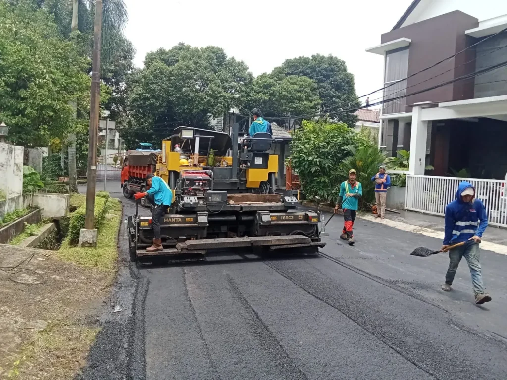 Jasa Pengaspalan Hotmix Cikupa (2)