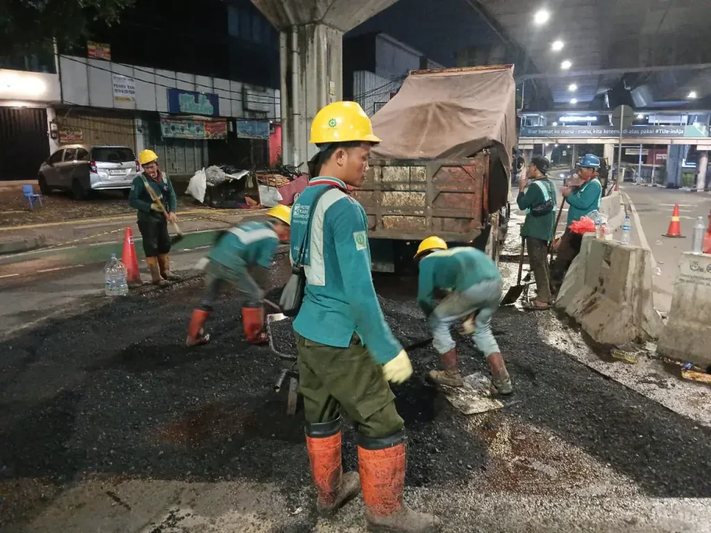 Perbaikan Jalan Jatiasih (1) Perbaikan Jalan Jatiasih
