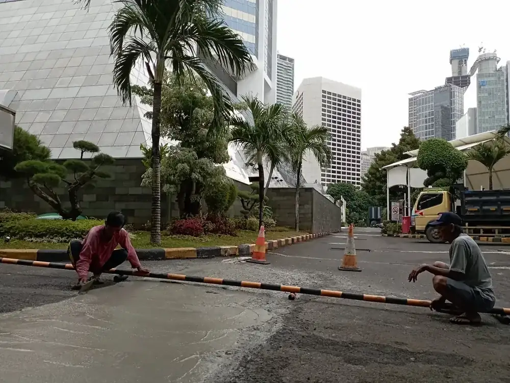Pengertian Pengaspalan Hotmix Campuran Aspal Panas Suhu 140 Sampai 160 Derajat Celcius